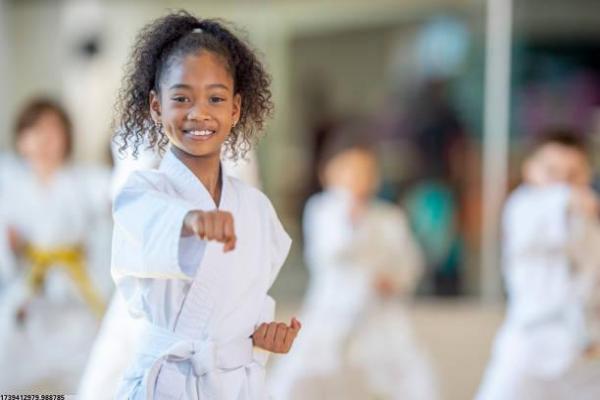 明仁体育培训中心团购活动分析