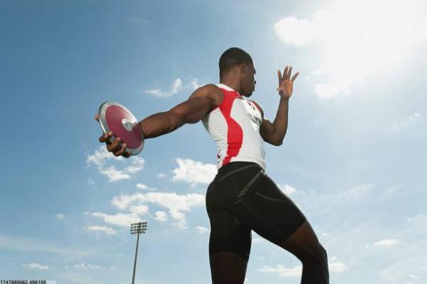 体育项目中如何平衡规则与自由发挥